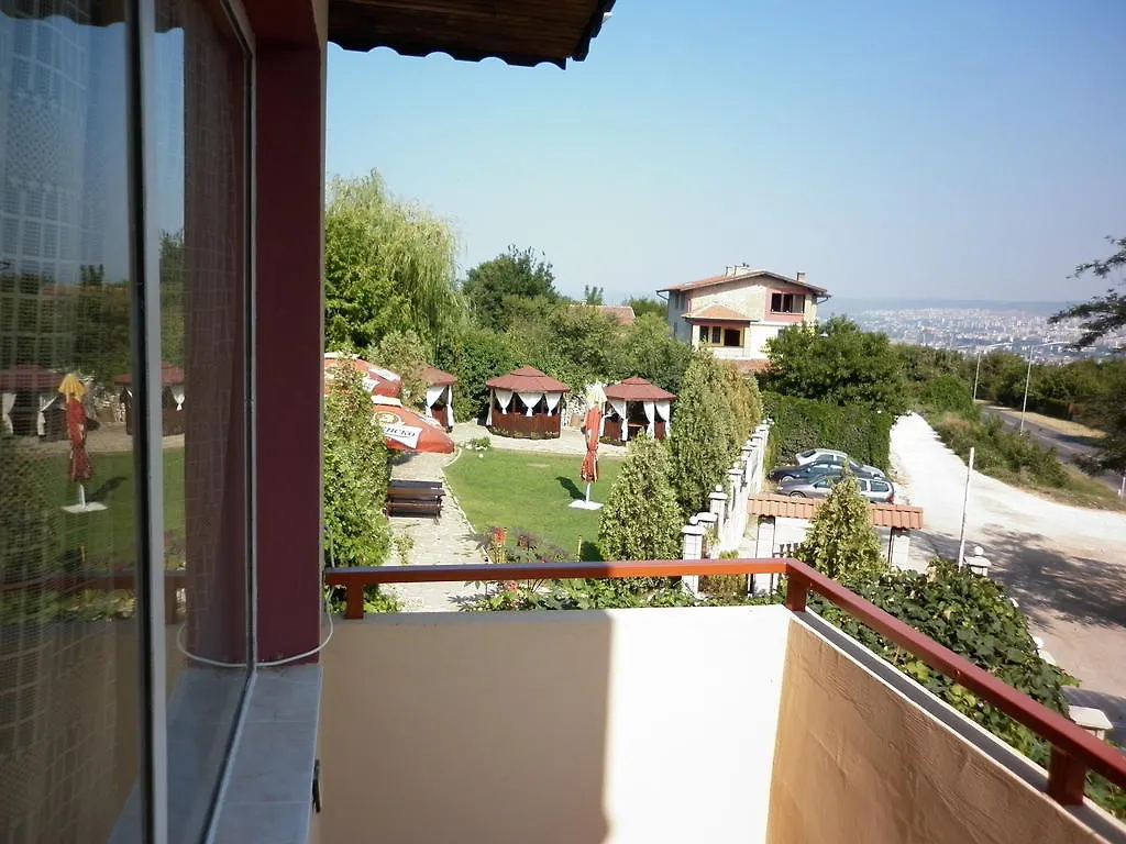 Ivanova Cheshma Guest House Варна 0*,